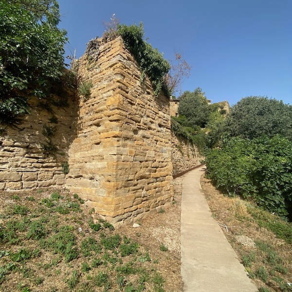 Muralla i torre de guaita