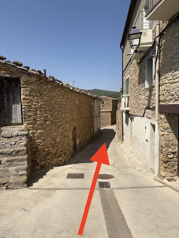 Segona pista del cami de Sant Marti